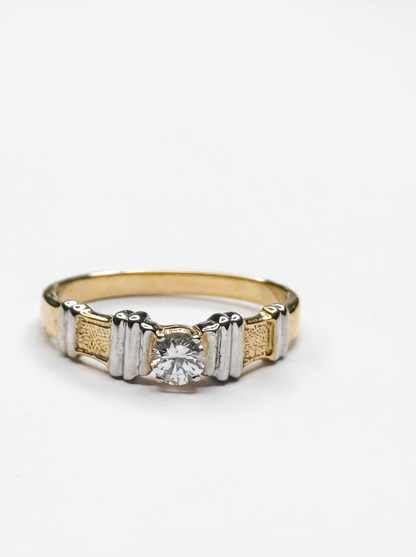 Classic Solitaire Round Diamond Ring | Elegant 14K Gold Ring