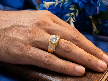 Round Diamond Men's Solitaire Ring | Prong Setting
