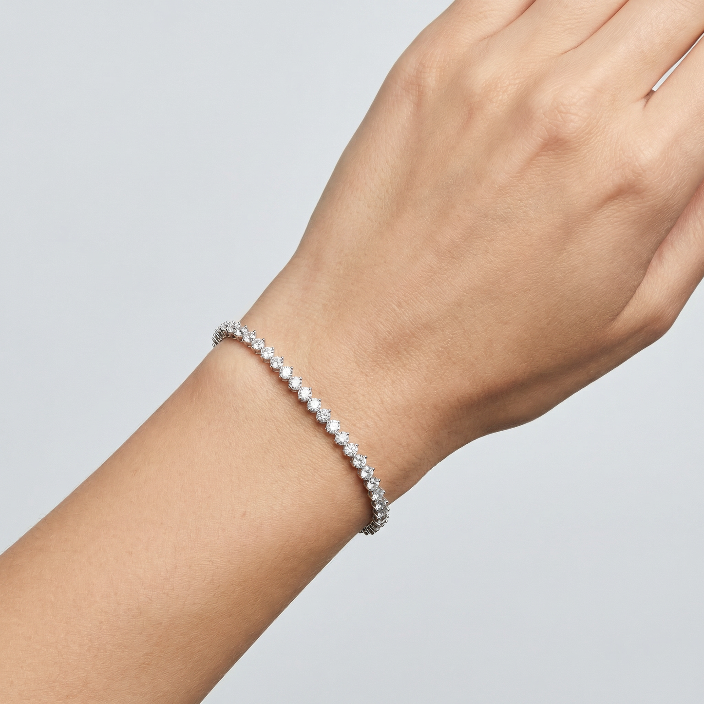 modern two prong diamond tennis bracelet | round cut single row bracelet