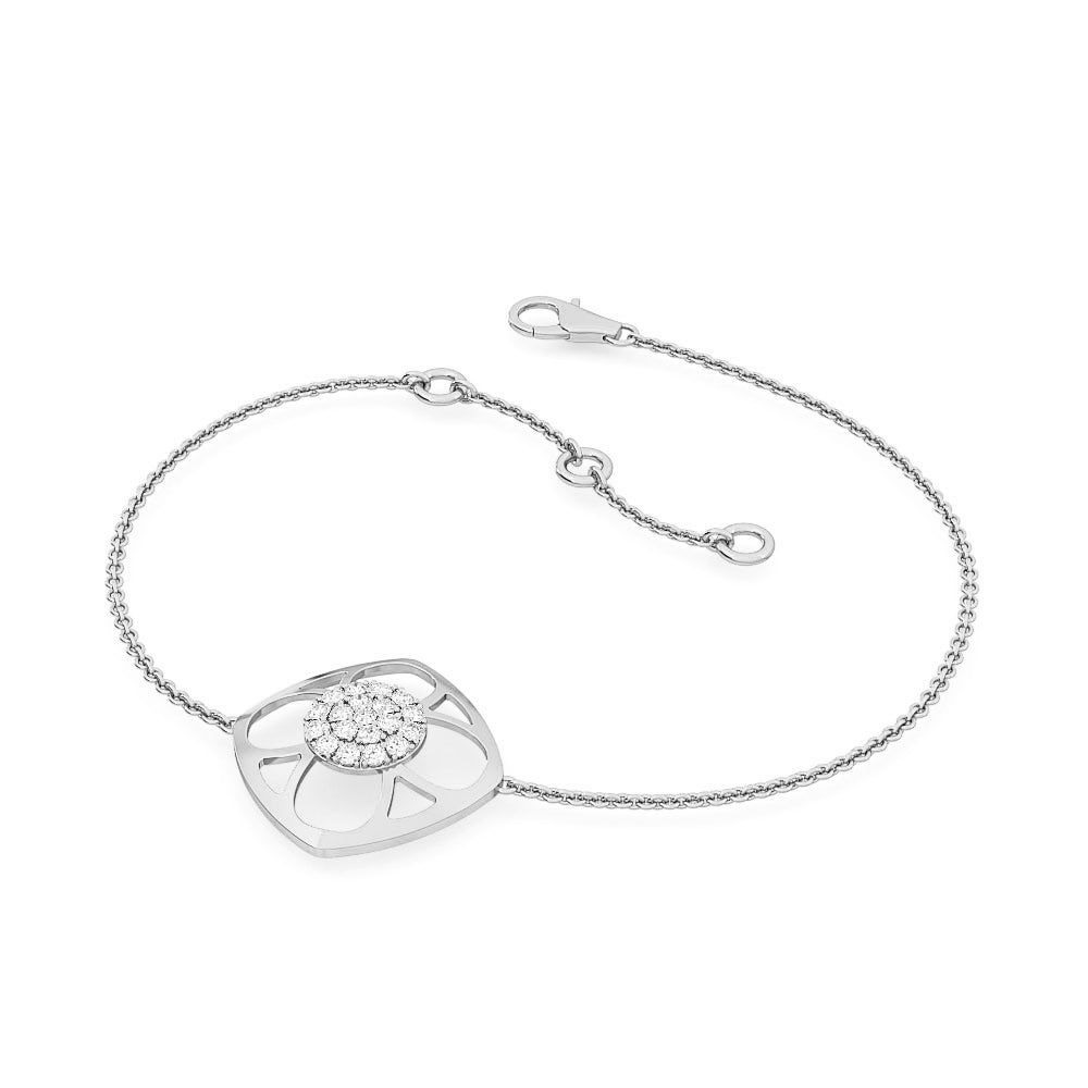 square shape round brilliant pavé diamond bracelet | elegant prong set design