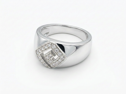 Geometric Round Diamond Signet Ring | 14K Gold Ring