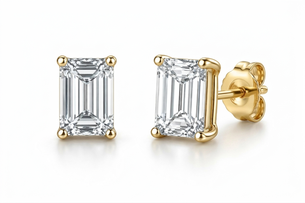emerald cut diamond stud earrings | four-prong basket setting