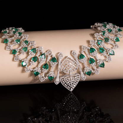 Emerald Lace Royale Diamond Necklace Set