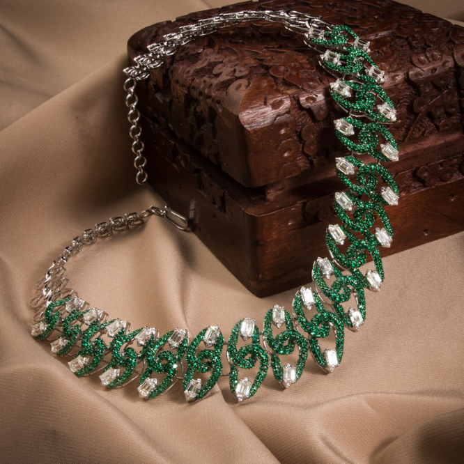verdant leaf diamond necklace set