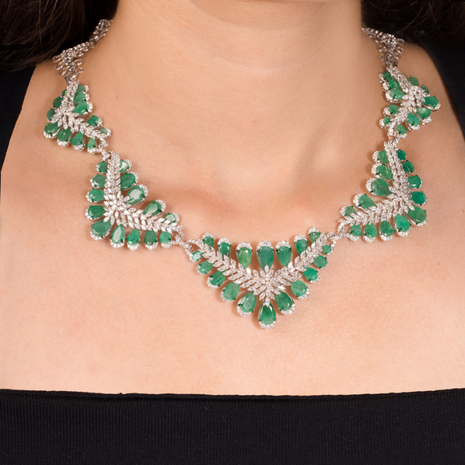emerald vine diamond necklace set