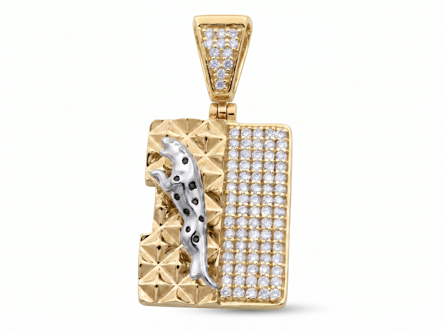 men’s round brilliant diamond pendant | leopard motif textured dual panel design