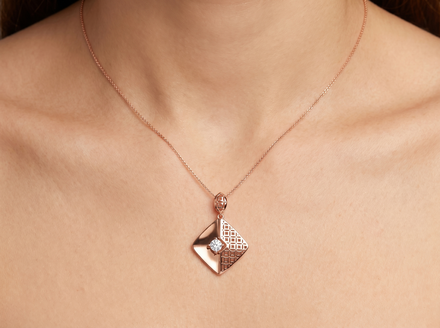 art deco geometric diamond pendant | round brilliant cut dual texture lattice design