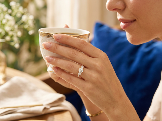 Round Diamond Women's Three Stone Ring | Pavé Prong Setting