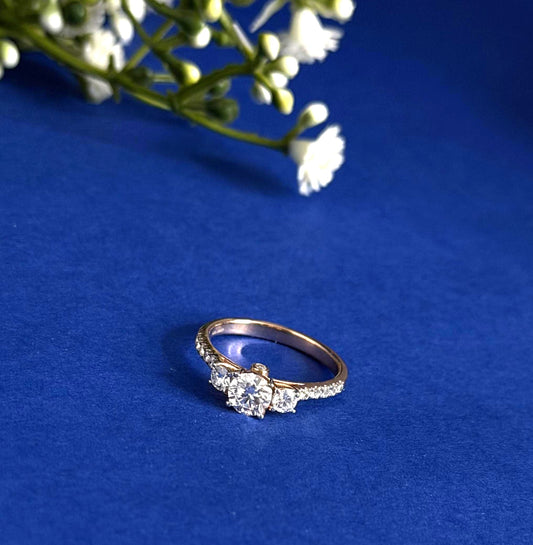 Round Diamond Women's Three Stone Ring | Pavé Prong Setting
