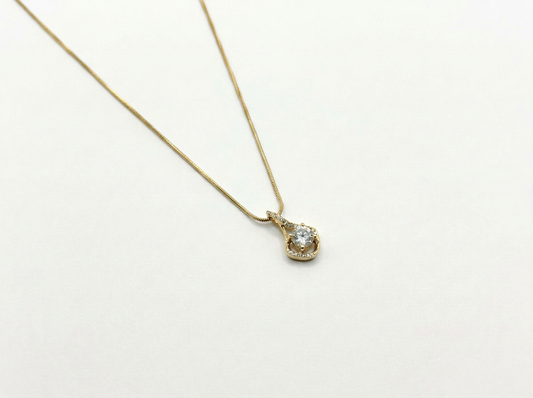Round Cut Diamond Women's Pendant | Halo Prong-Set Design