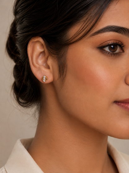 Round Diamond Women's Stud Earrings | Geometric Prong Setting