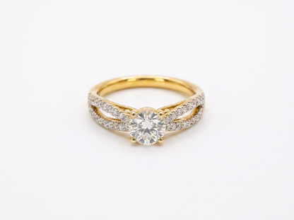 Round Diamond Women's Solitaire Ring | Split Shank Prong Setting